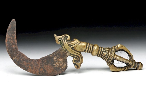 Dao cong (Kartika): Cắt đứt bản ngã – Bước đầu tiên trên con đường giác ngộ.