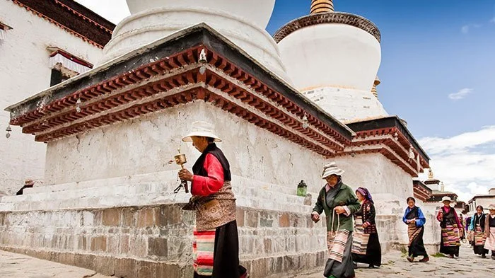 Tại sao mỗi bước chân quanh bảo tháp đều là một lần thanh lọc tâm hồn?