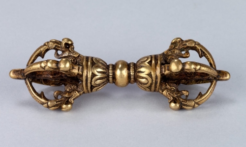 Chùy Kim Cang (Vajra): Sức mạnh đập tan ảo tưởng & phiền não