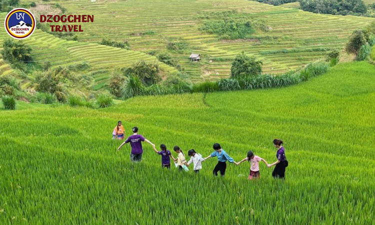 Dzogchen Travel – Du lịch bằng trái tim, lan tỏa yêu thương tại Dzogchen